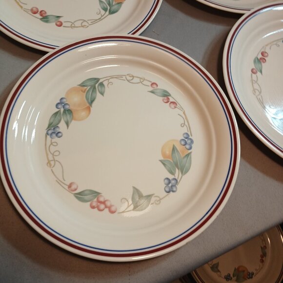 Corelle Corning Abundance 4 Luncheon Salad Plates 8 1/2" Discontinued Fruit #3 - Picture 7 of 11